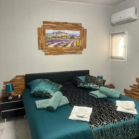 Aimee - Loft Apartment Sanary-sur-Mer