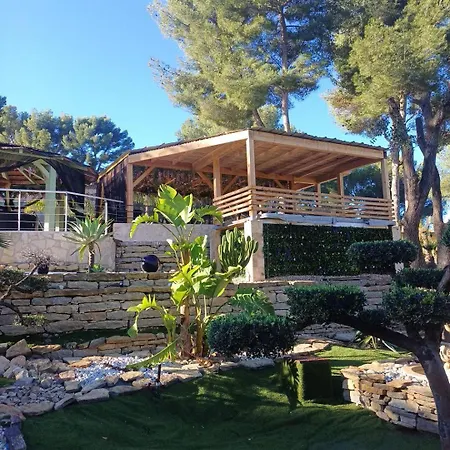 Aimee - Loft Apartment